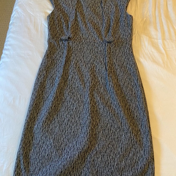 Dress - Picture 1 of 4